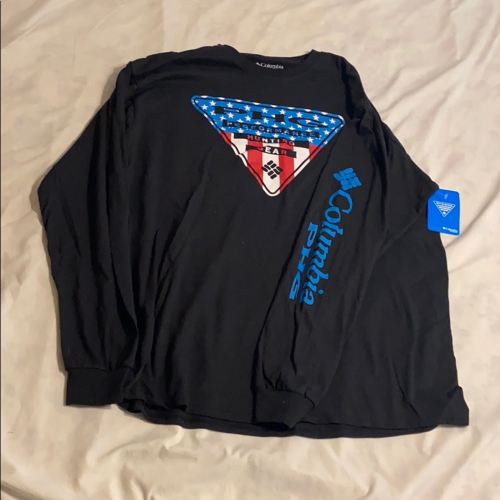 Men’s Long Sleeved Columbia Tee